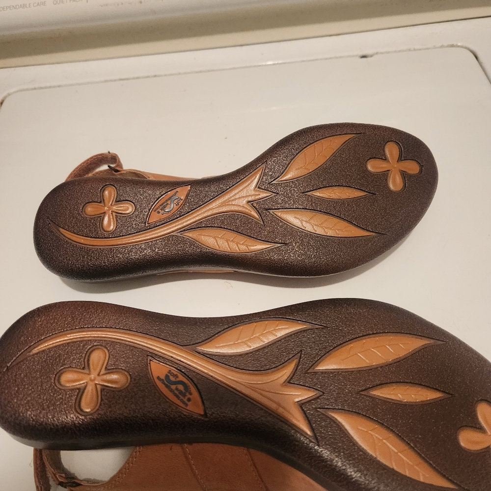 Softwalk Tan Tomale Sandals 9.5 - Picture 4 of 7